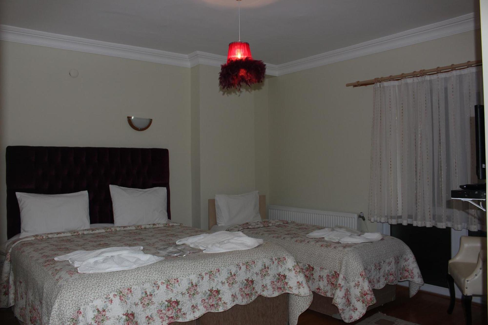 Assortie La Villa Hotel Agva  Room photo