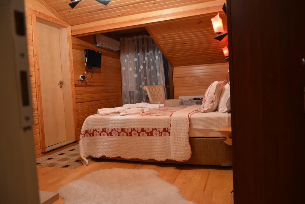 Assortie La Villa Hotel Agva  Room photo